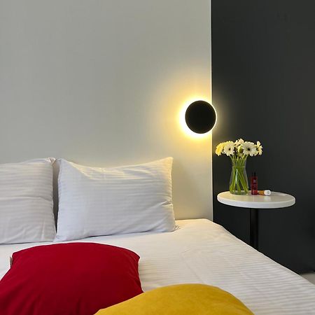 Sunday Hotel Odessa Luaran gambar